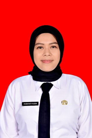 RUSMAYANTY RUSDIN, S.KM